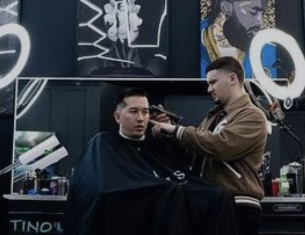 Lavish barber studio Barrie