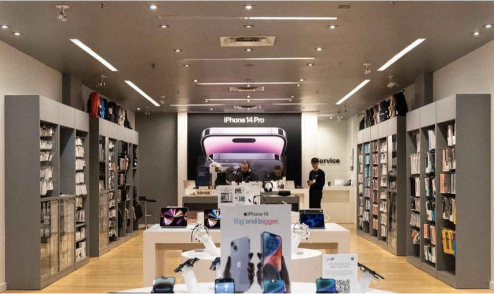 Jump+ | Apple Premium Retailer Barrie